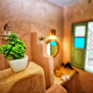 https://riad-dar-safran.marrakeshhotelsmorocco.com